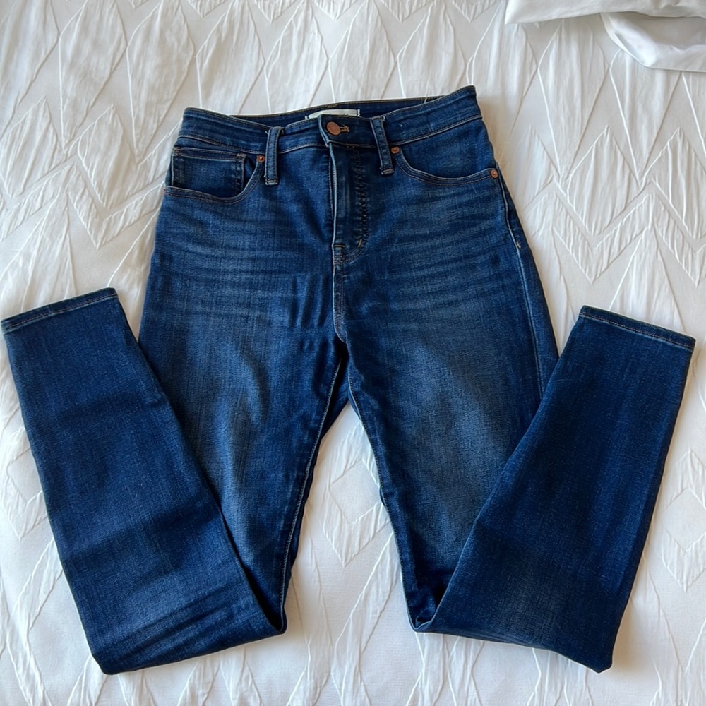 Madewell blue skinny jeans